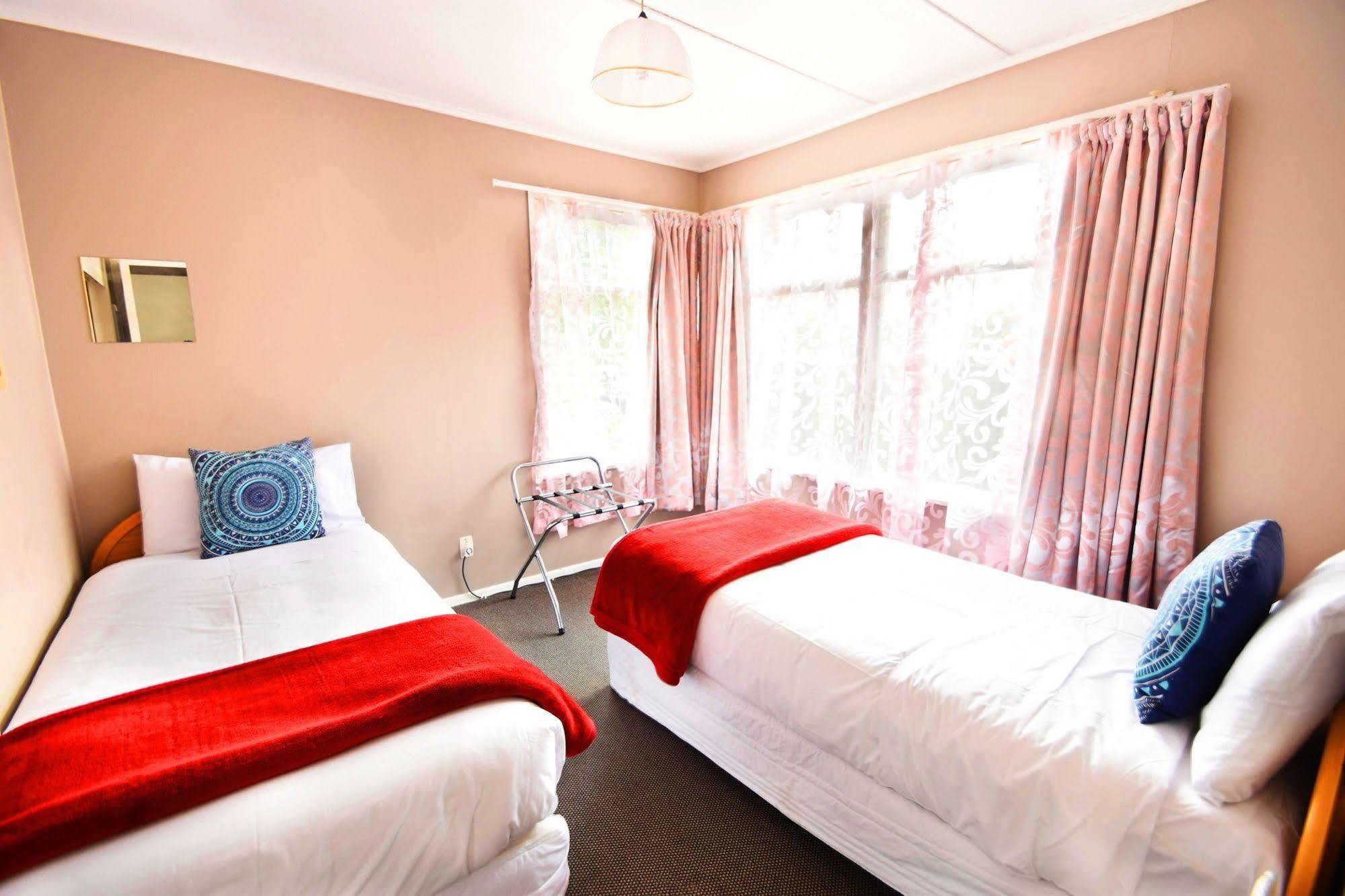 Union Victoria Motel Rotorua Exterior photo